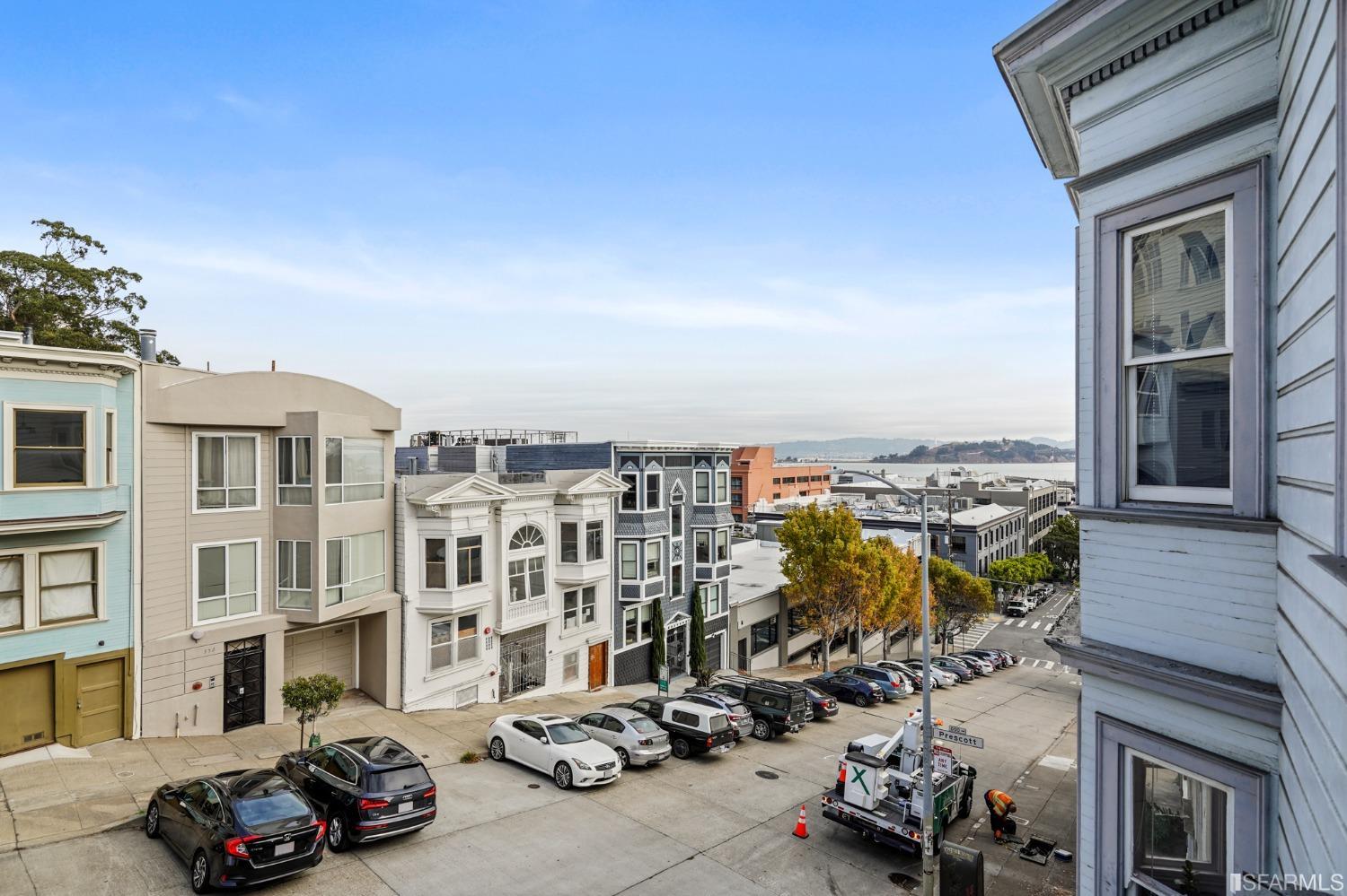 359 Vallejo Street Unit: 2