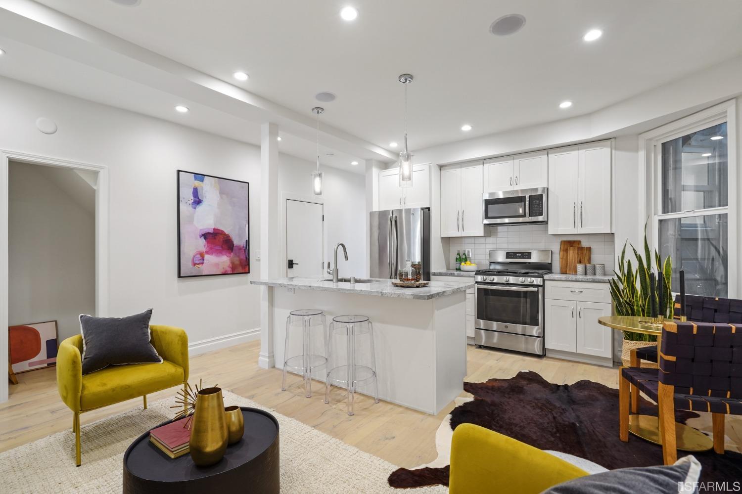 359 Vallejo Street Unit: 2