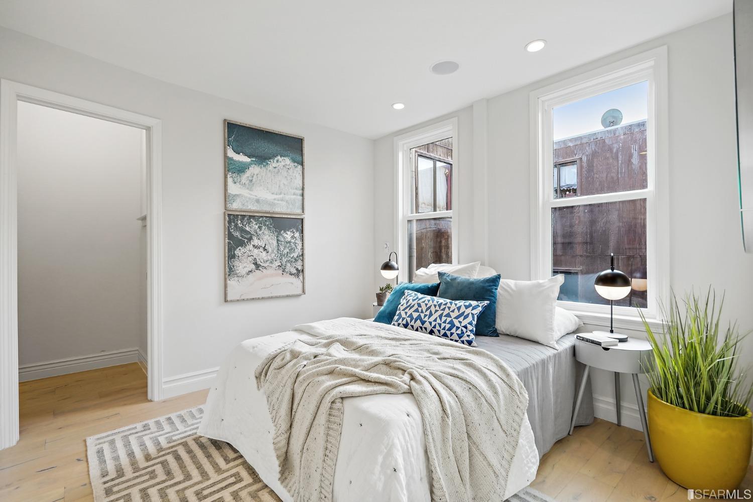 359 Vallejo Street Unit: 2