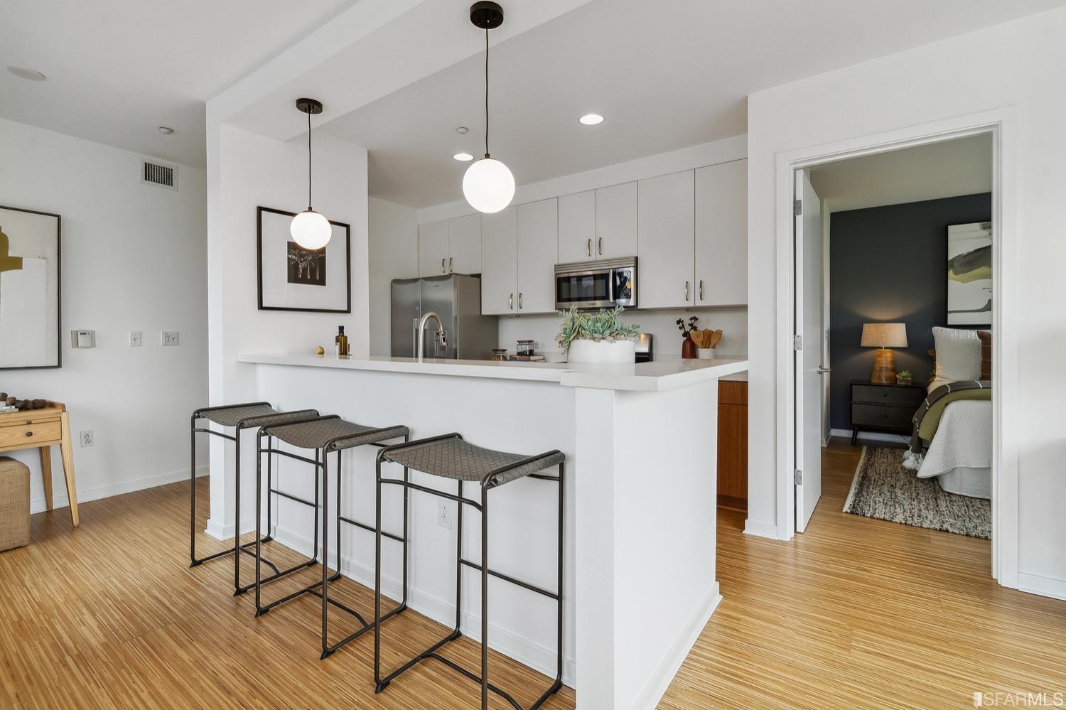 555 Bartlett Street Unit: 404