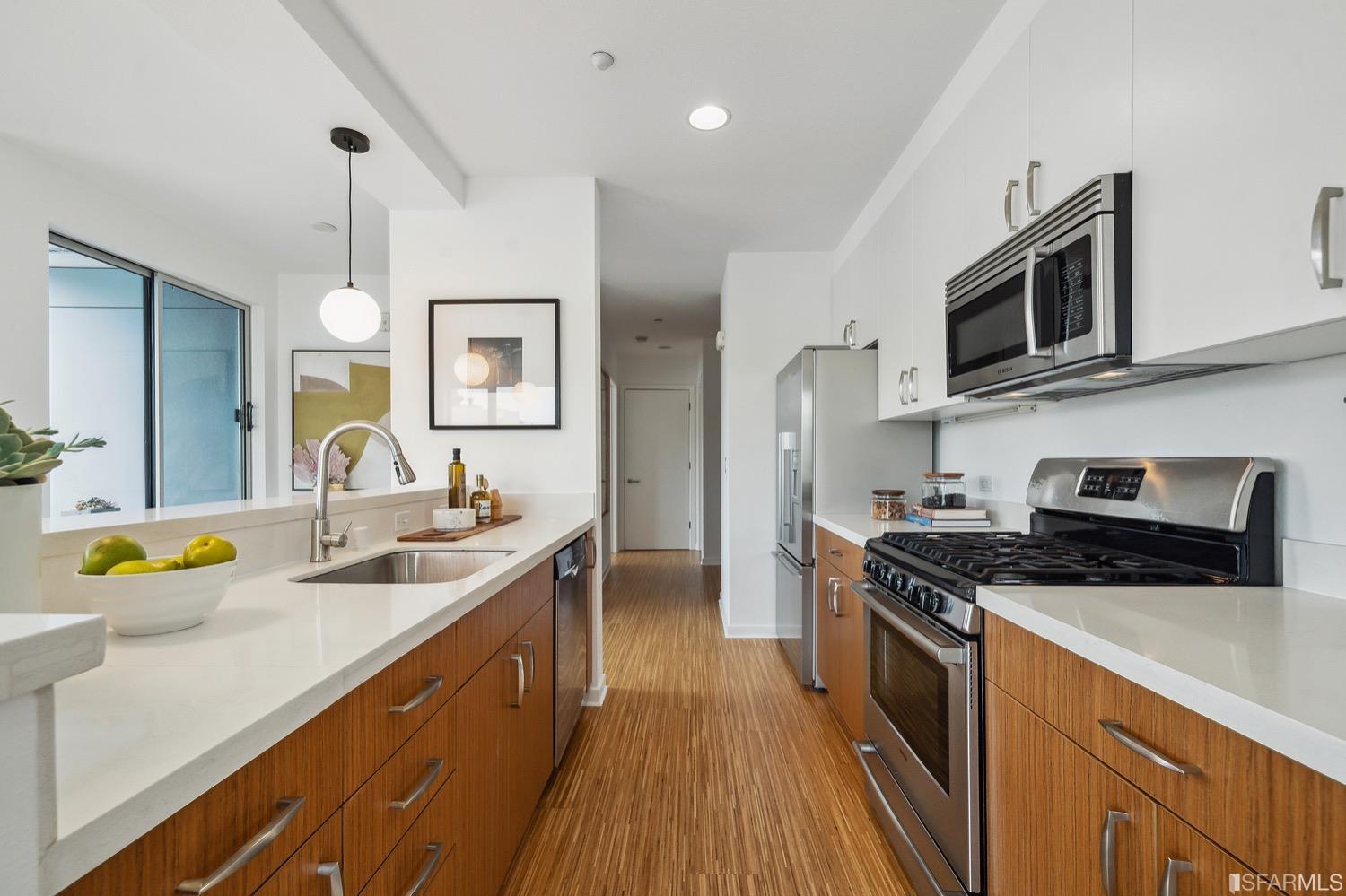 555 Bartlett Street Unit: 404