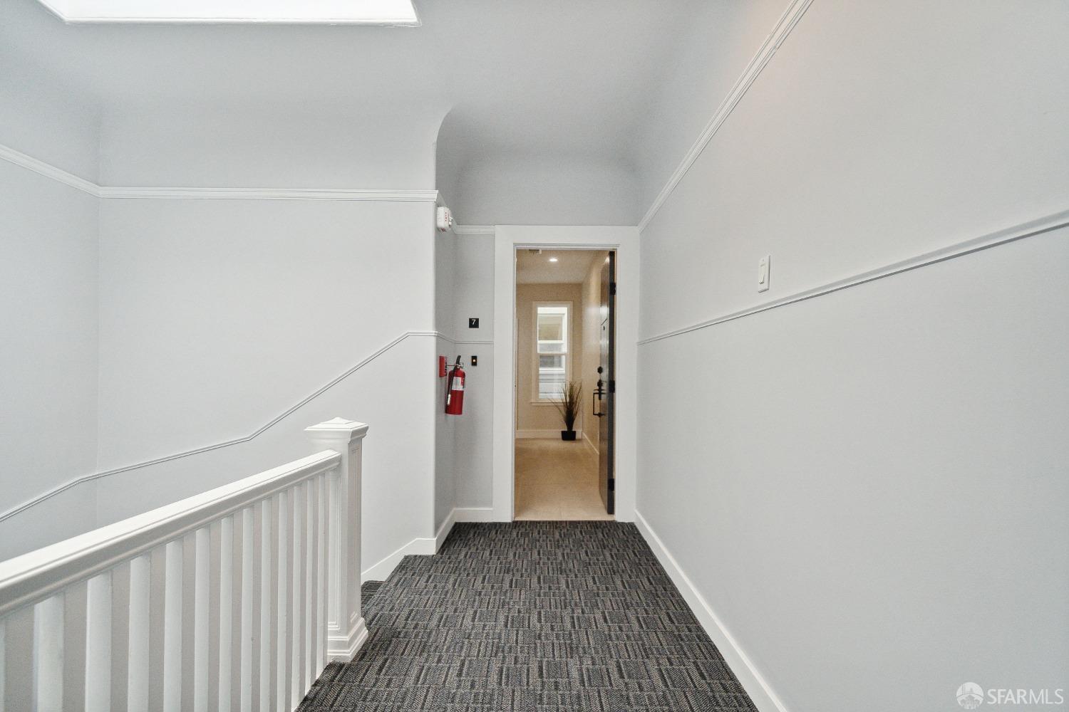 1492 Larkin Street Unit: 7