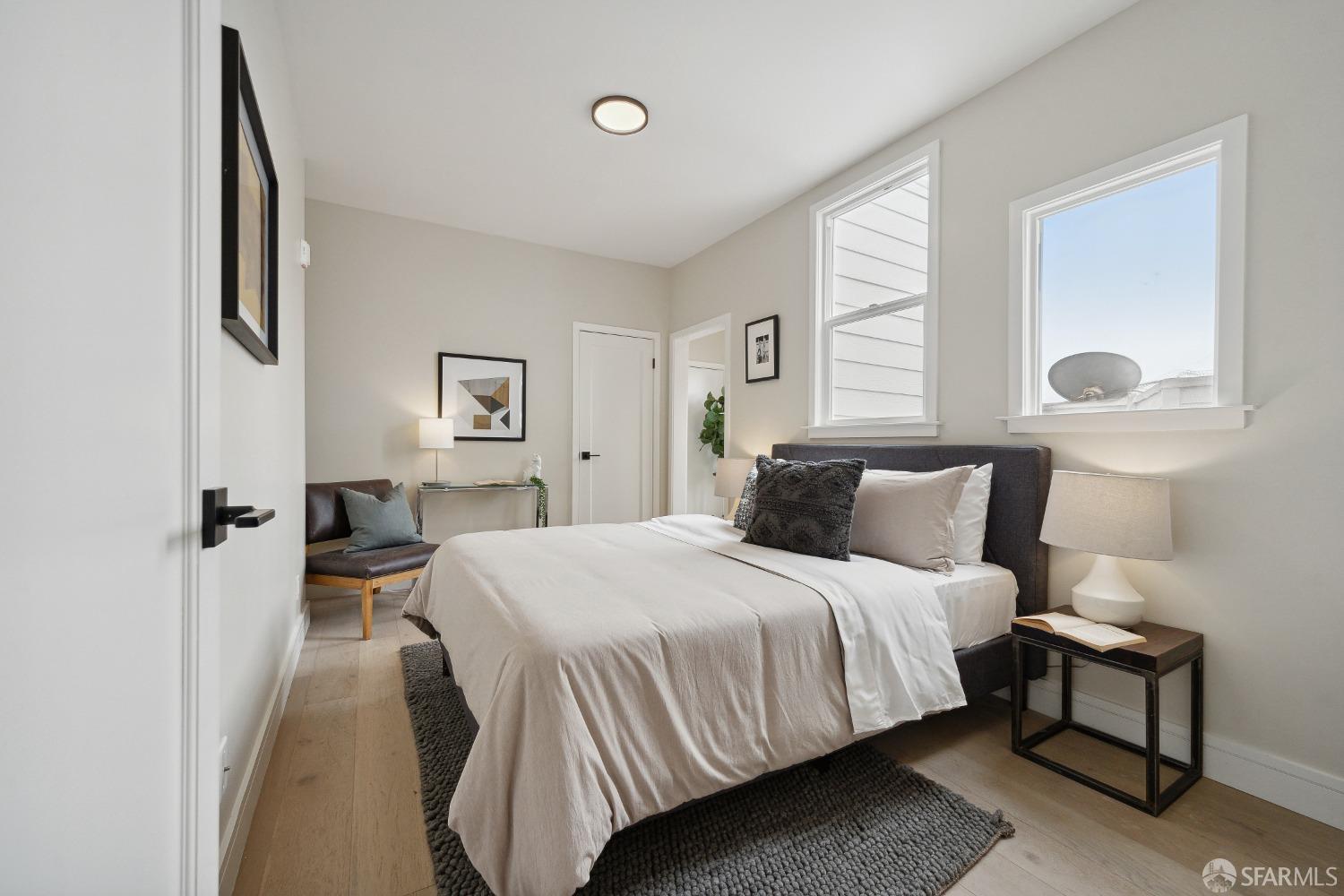 1492 Larkin Street Unit: 7