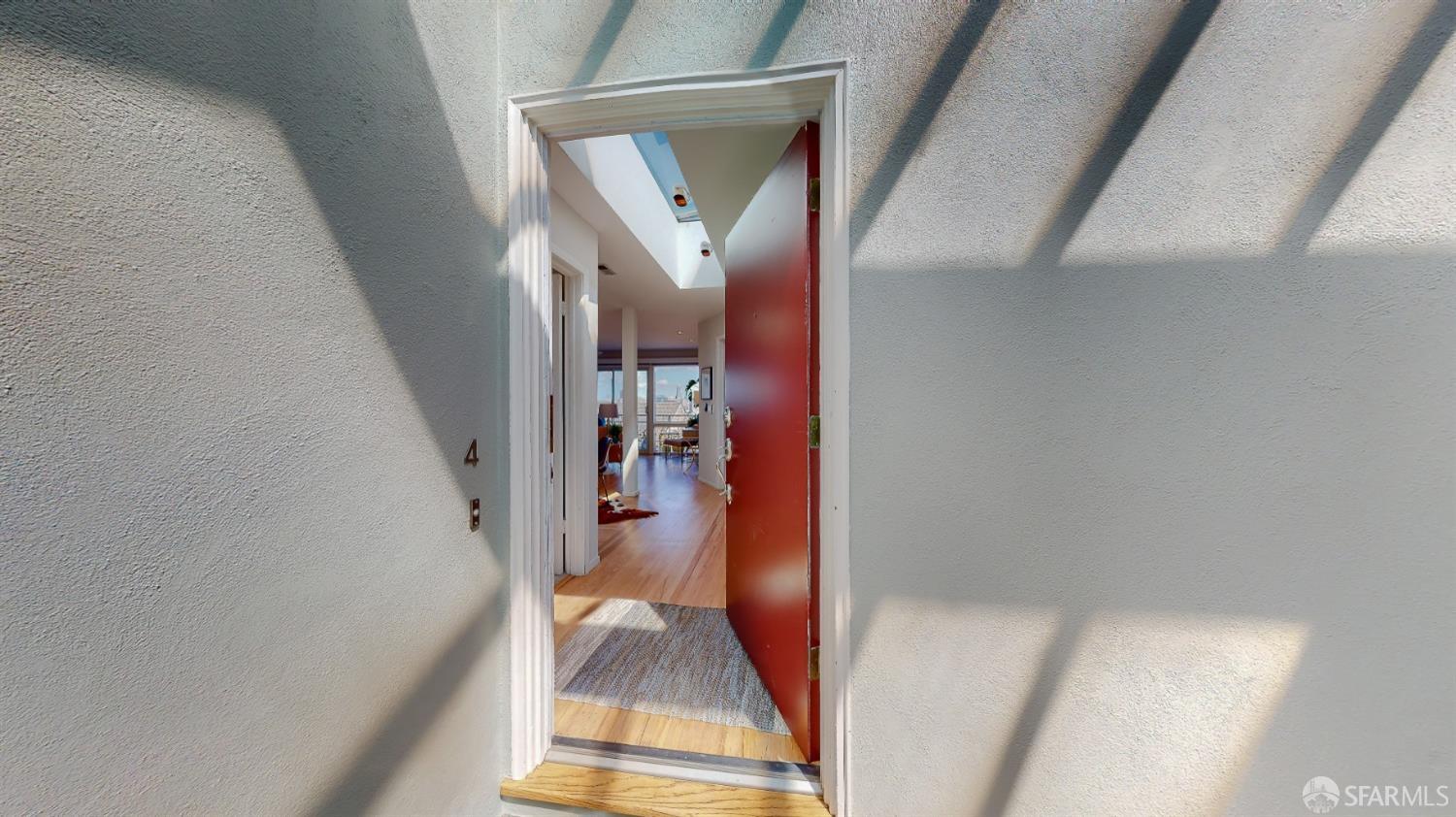 32 Flint Street Unit: 4