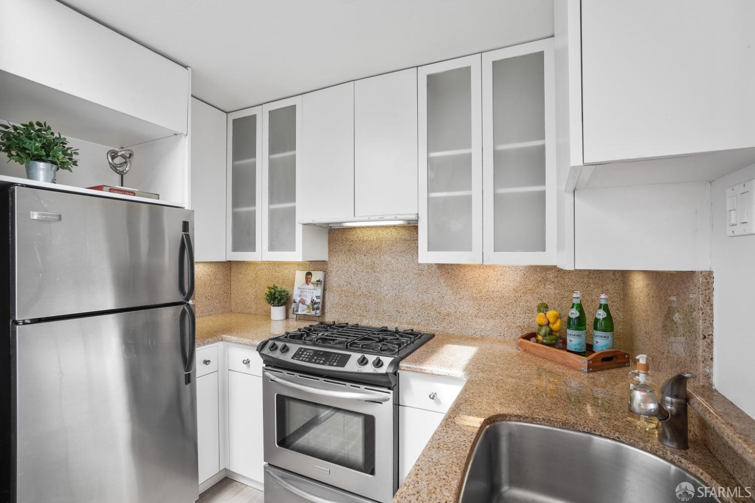 32 Flint Street Unit: 4