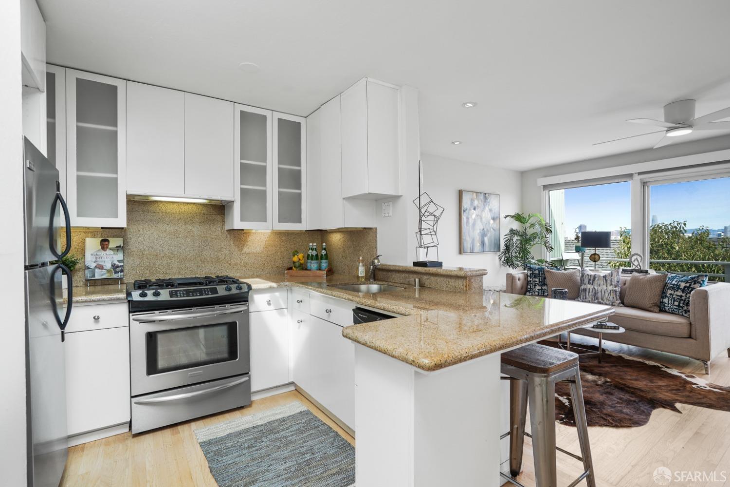 32 Flint Street Unit: 4