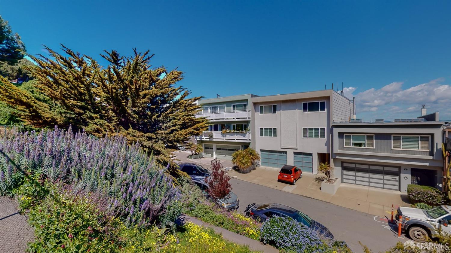 32 Flint Street Unit: 4