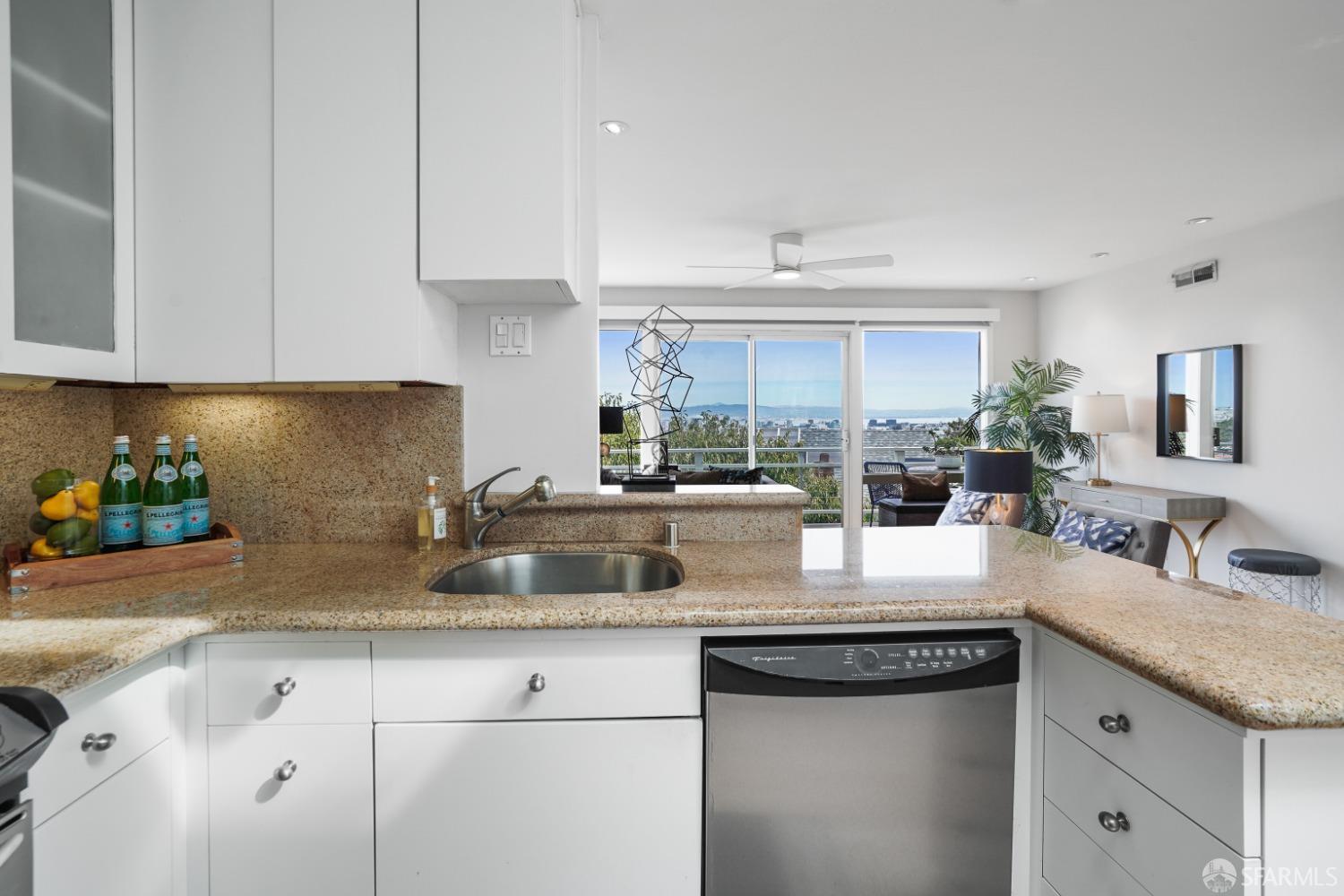 32 Flint Street Unit: 4