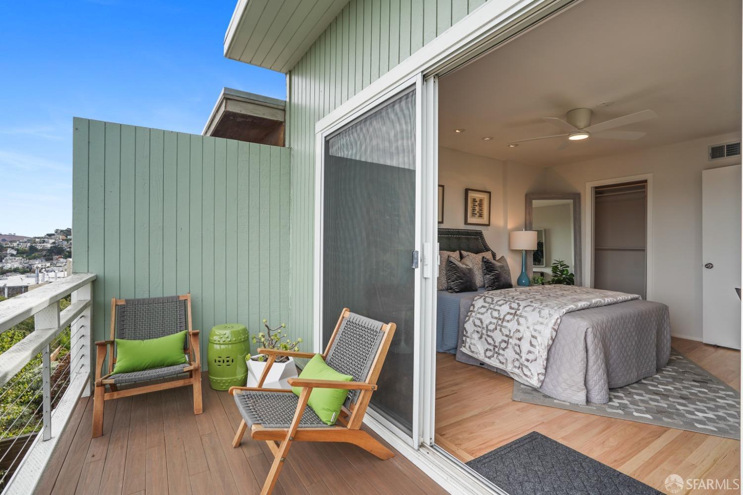 32 Flint Street Unit: 4