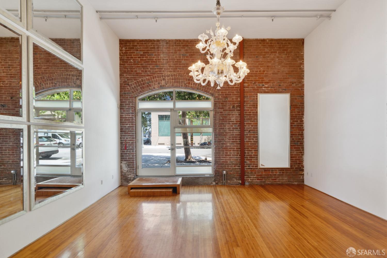 400 Spear Street # 116