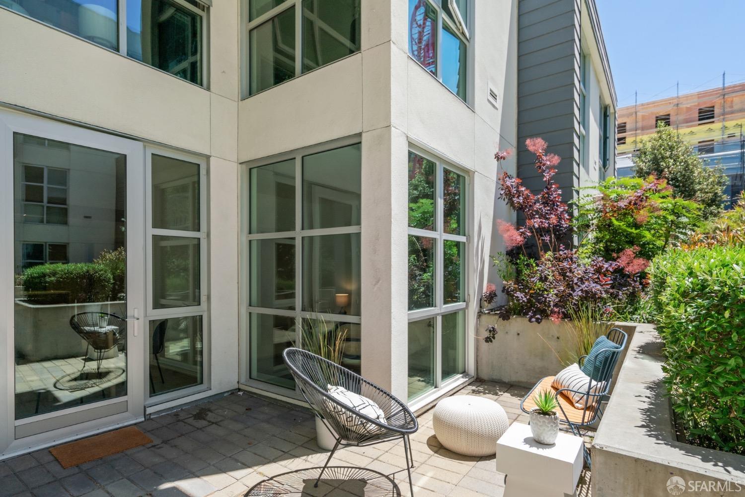 451 Donahue Street # 203