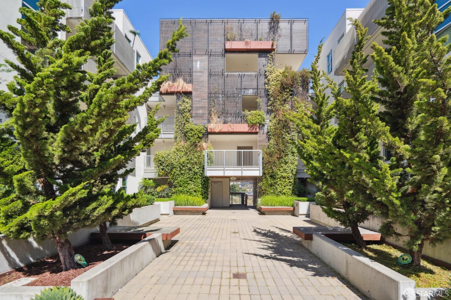 451 Donahue Street # 203