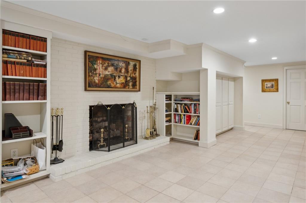 3460 Paces Valley Road NW