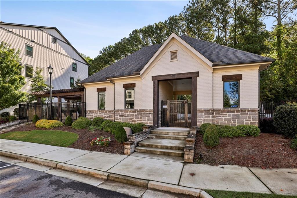 2328 Medlock Lane