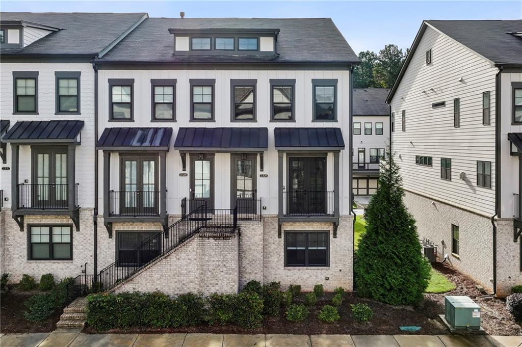2328 Medlock Lane