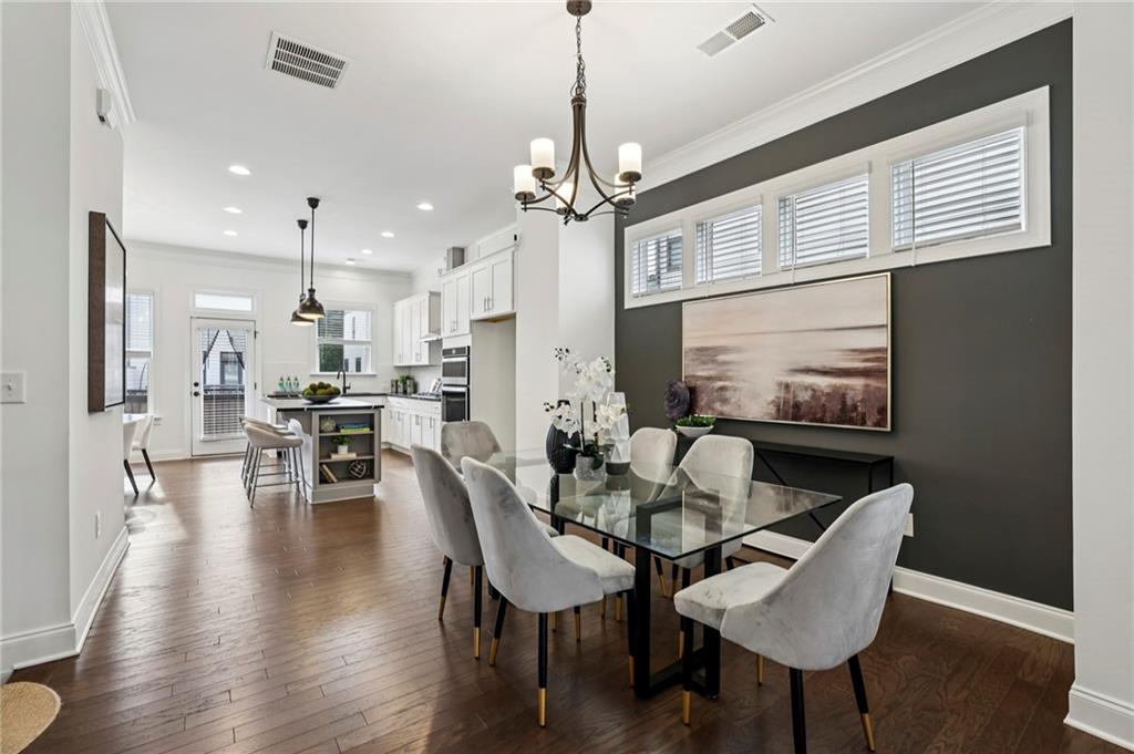 2328 Medlock Lane
