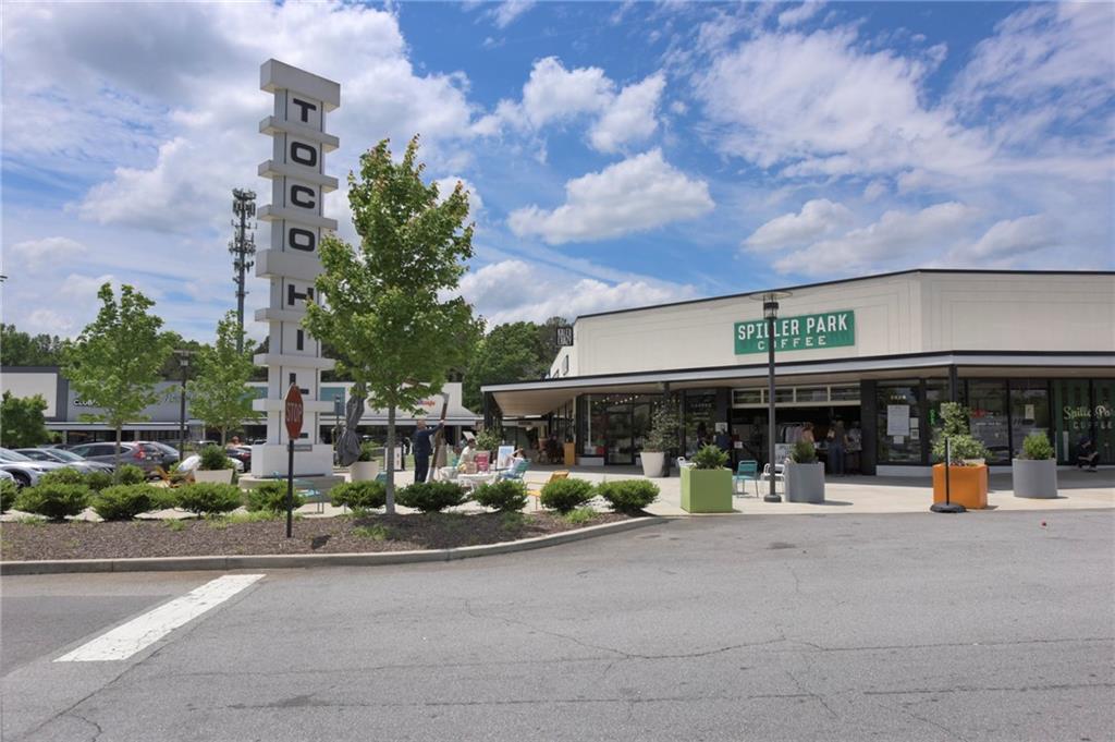 2328 Medlock Lane