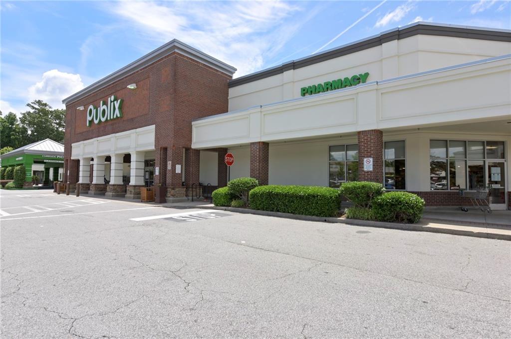 2328 Medlock Lane