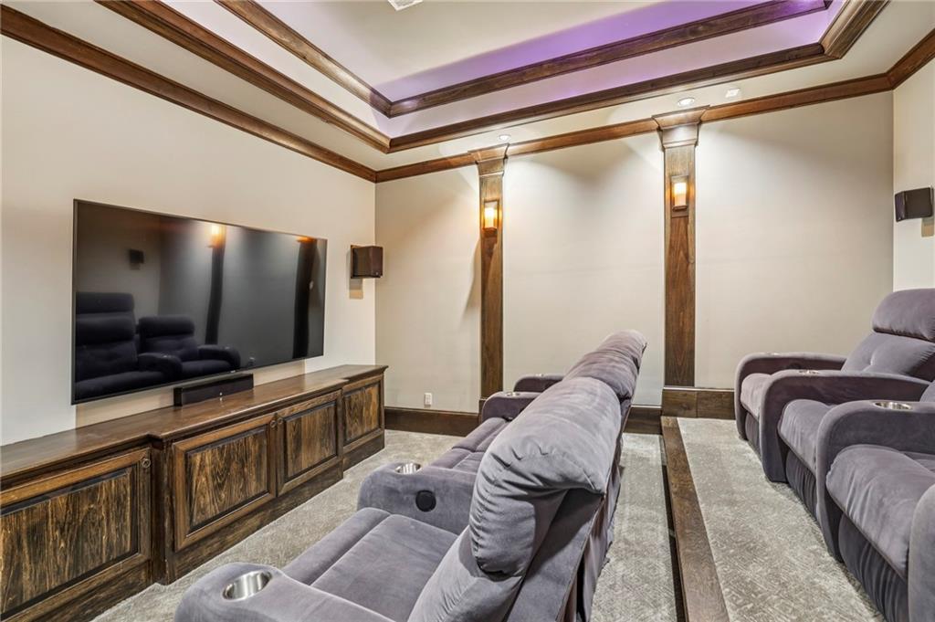 3856 Stratford Park Drive NE