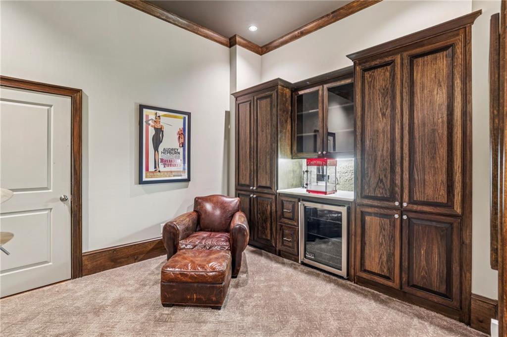 3856 Stratford Park Drive NE