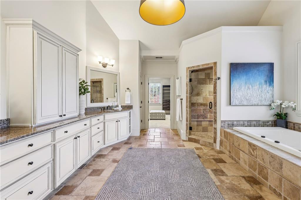 3856 Stratford Park Drive NE