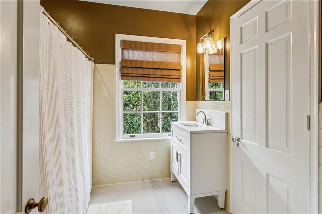 151 Peachtree Battle Avenue NW