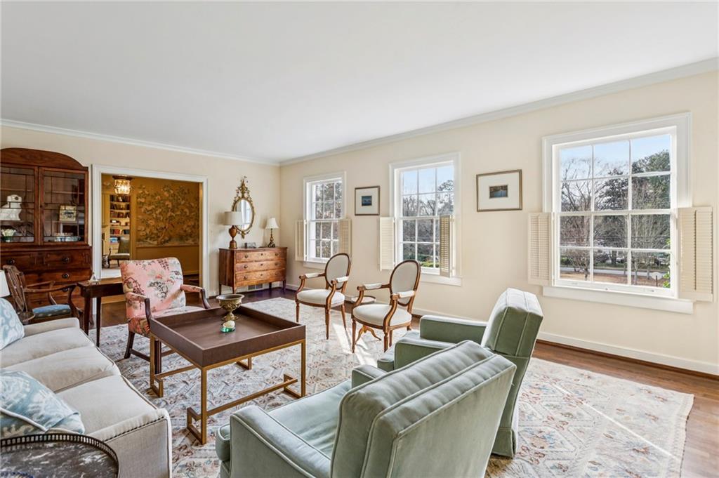 151 Peachtree Battle Avenue NW