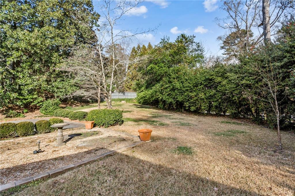 151 Peachtree Battle Avenue NW