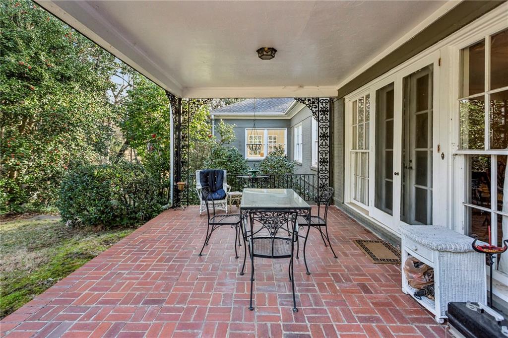 151 Peachtree Battle Avenue NW