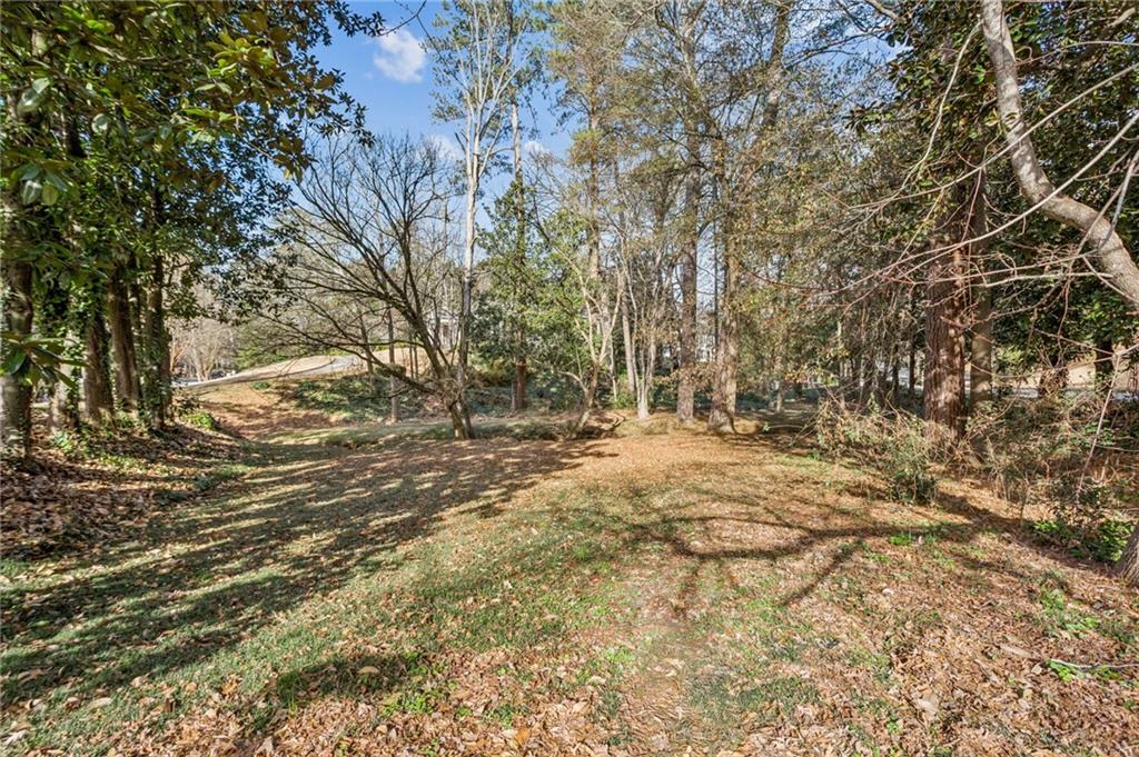 151 Peachtree Battle Avenue NW