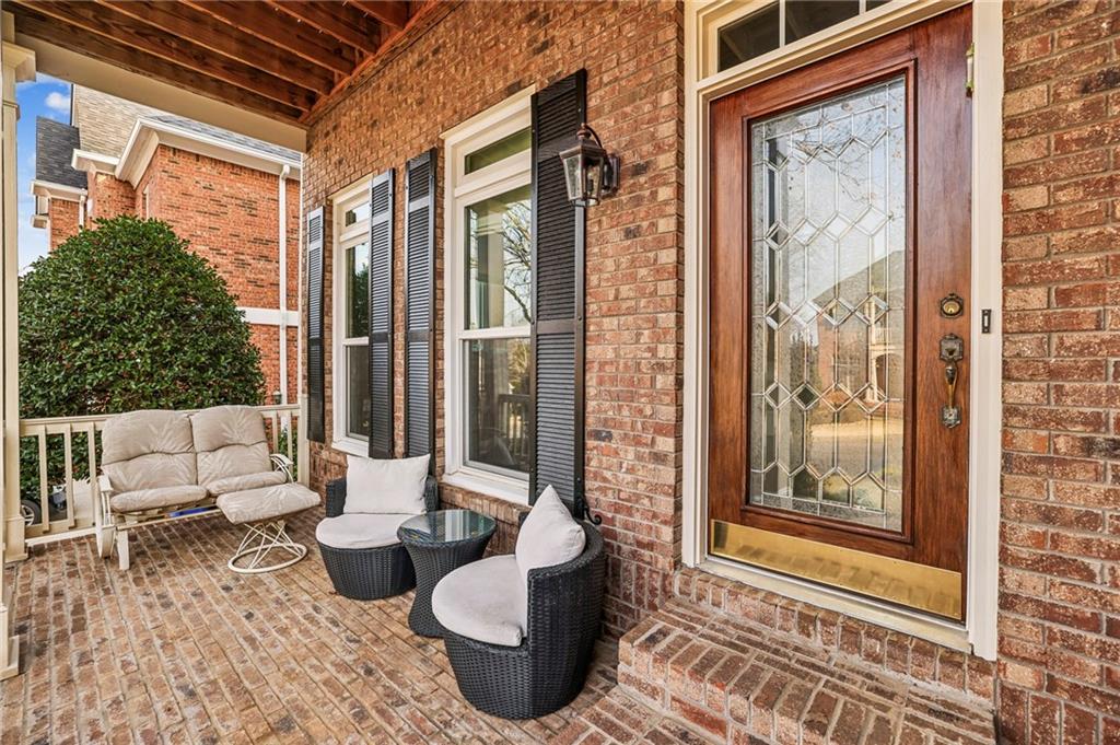 3519 Highgrove Way NE