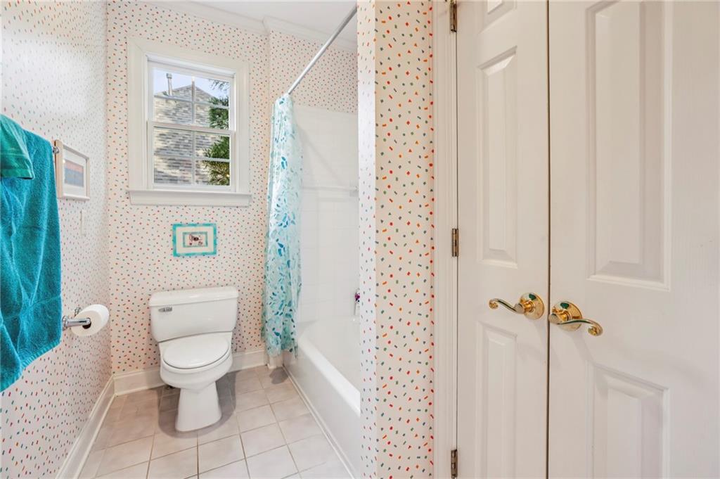 3519 Highgrove Way NE