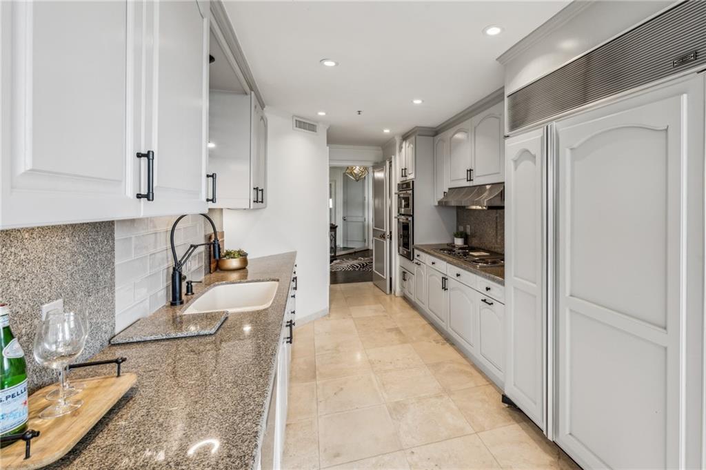 2660 Peachtree Road NW Unit 23A