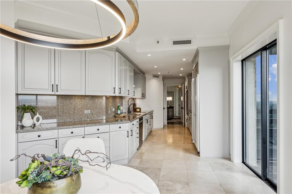 2660 Peachtree Road NW Unit 23A