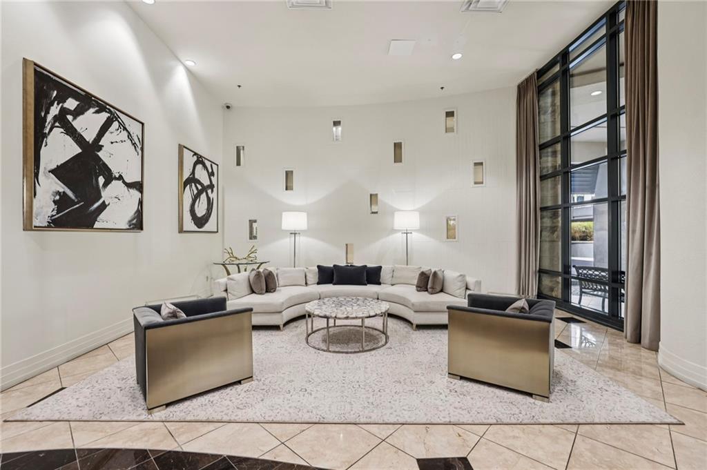 3040 Peachtree Road NW Unit 606