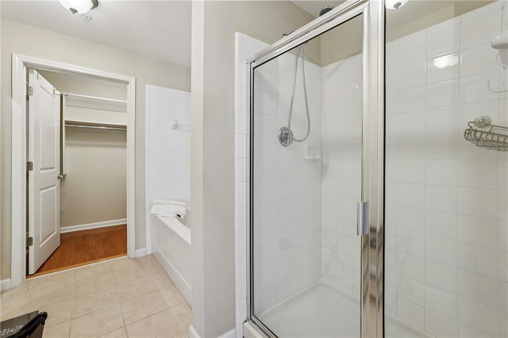 3040 Peachtree Road NW Unit 606