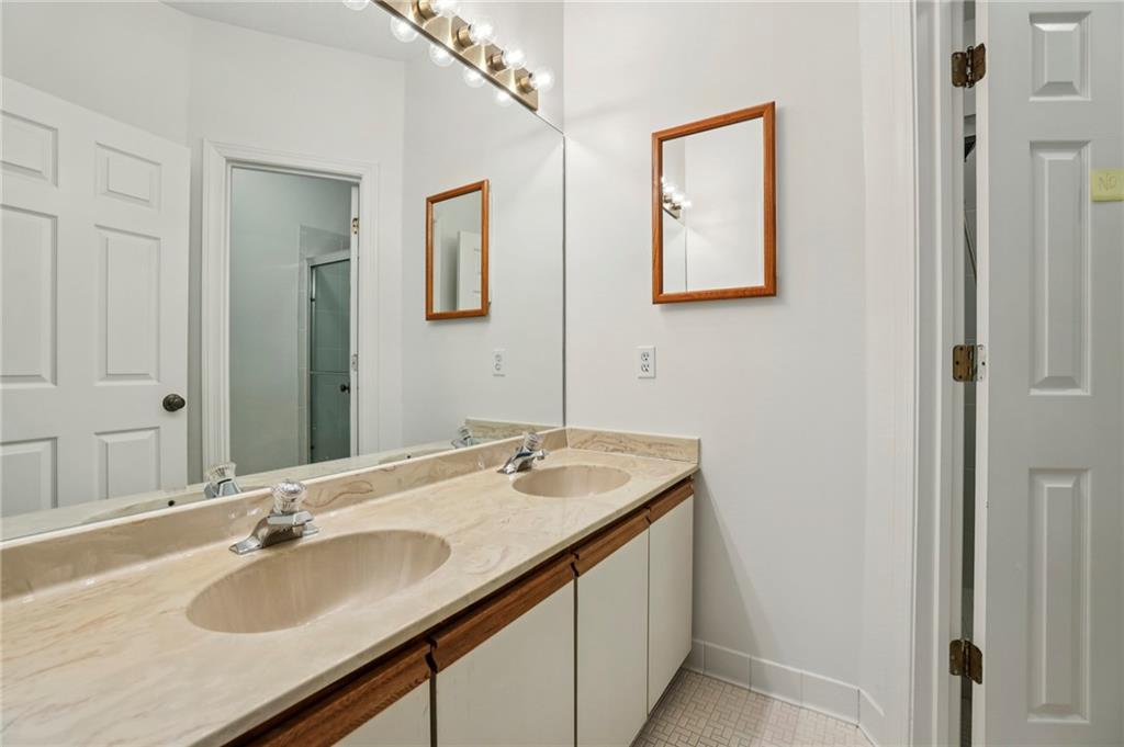 5996 Mitchell Road Unit 20