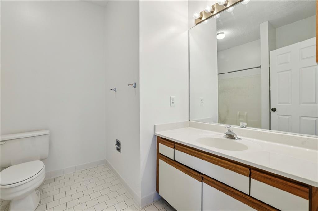 5996 Mitchell Road Unit 20