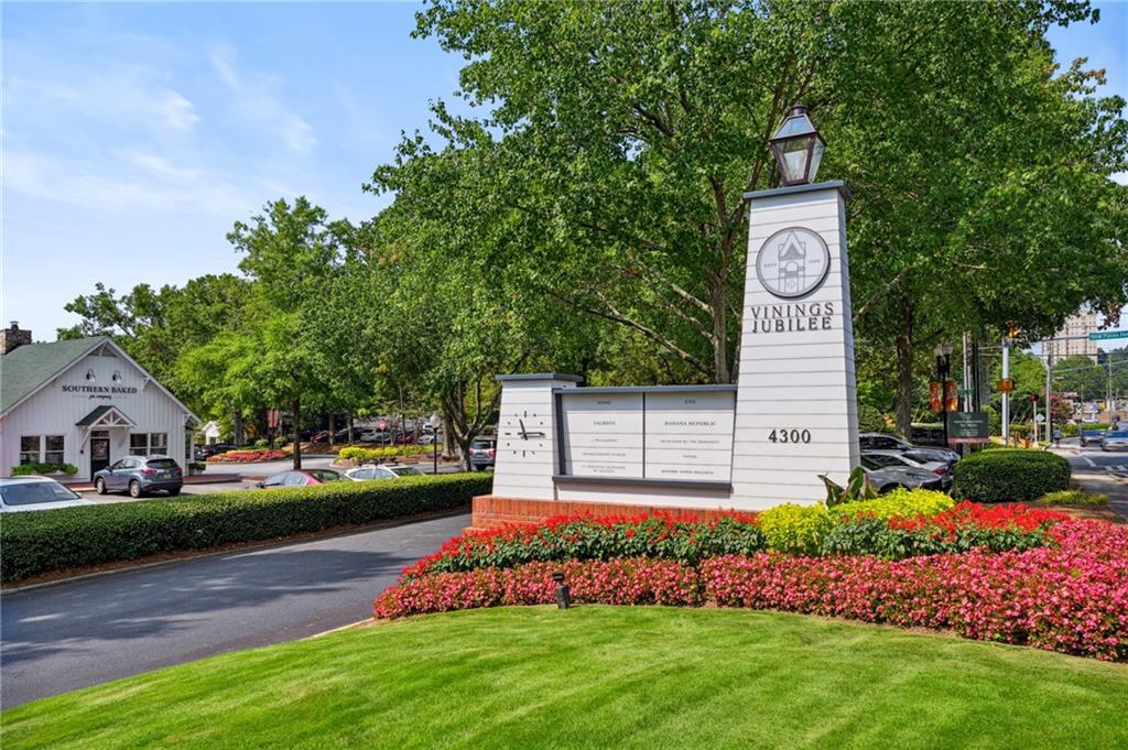 3505 Vinings Ridge Court SE