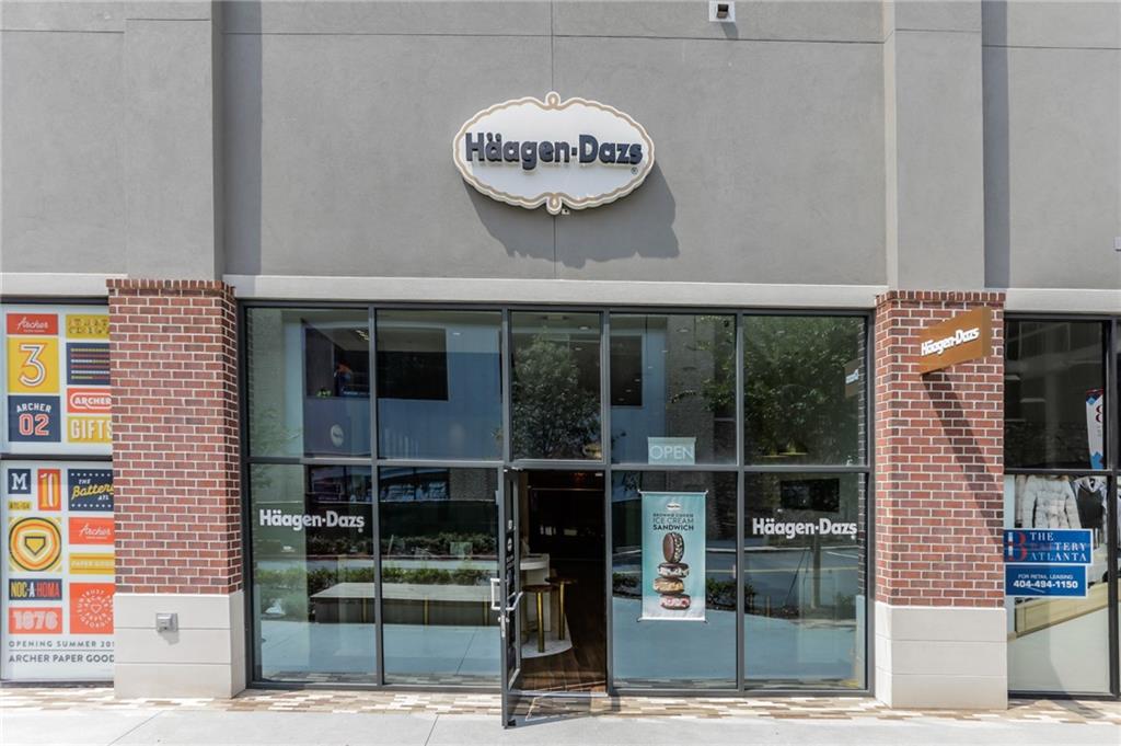 3505 Vinings Ridge Court SE