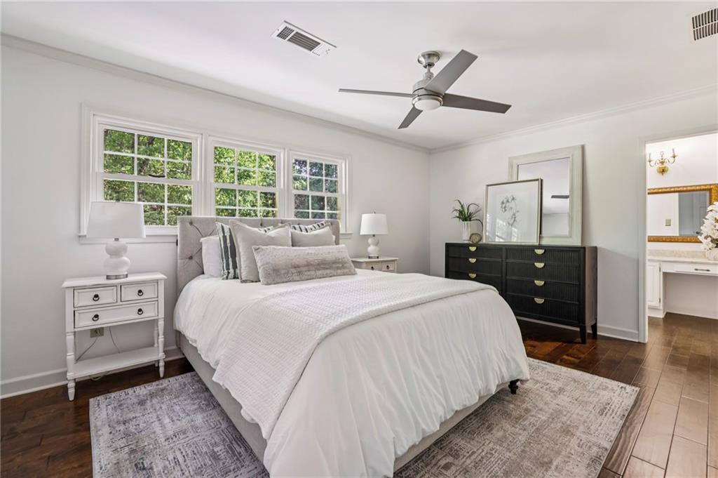 3505 Vinings Ridge Court SE