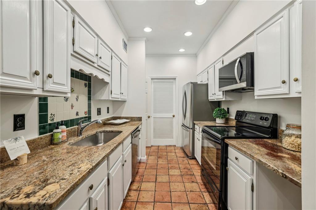 3505 Vinings Ridge Court SE