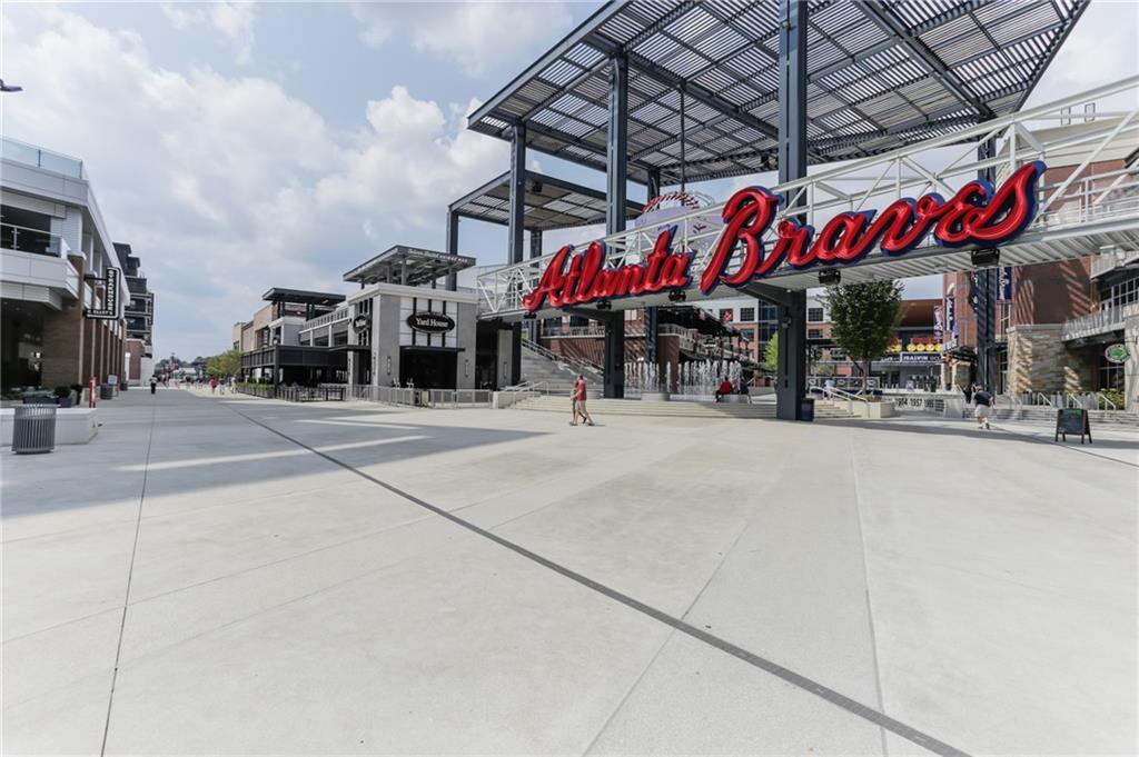 3505 Vinings Ridge Court SE