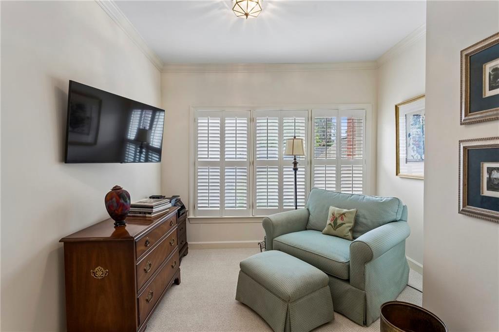 3685 Peachtree Road NE Unit 16