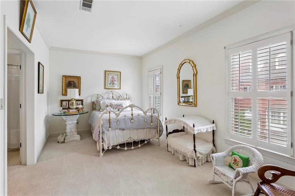 3685 Peachtree Road NE Unit 16