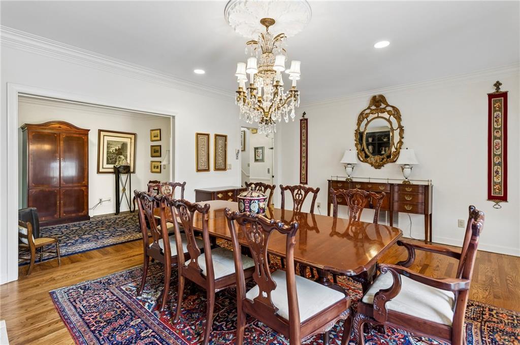 3685 Peachtree Road NE Unit 16