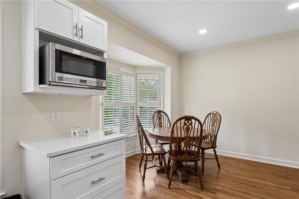 3685 Peachtree Road NE Unit 16