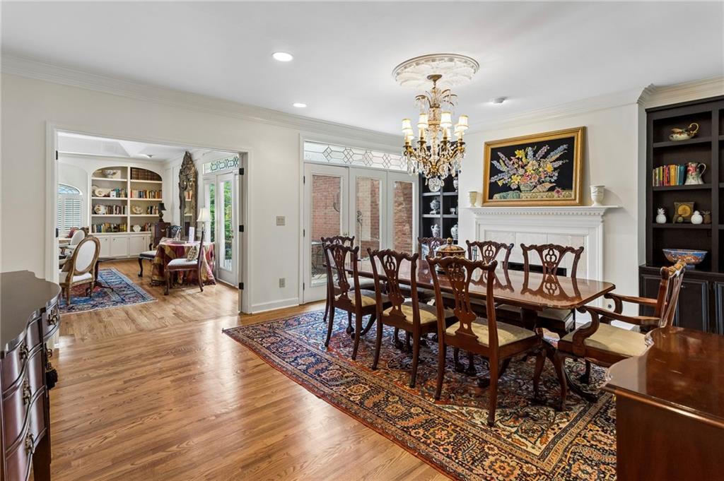 3685 Peachtree Road NE Unit 16