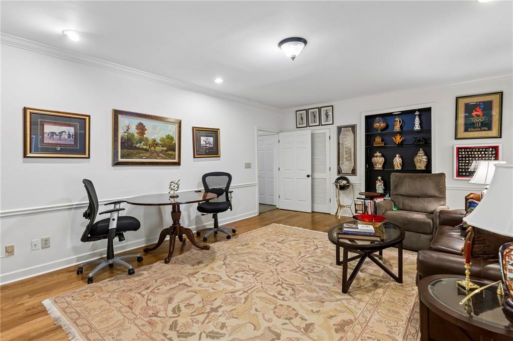 3685 Peachtree Road NE Unit 16