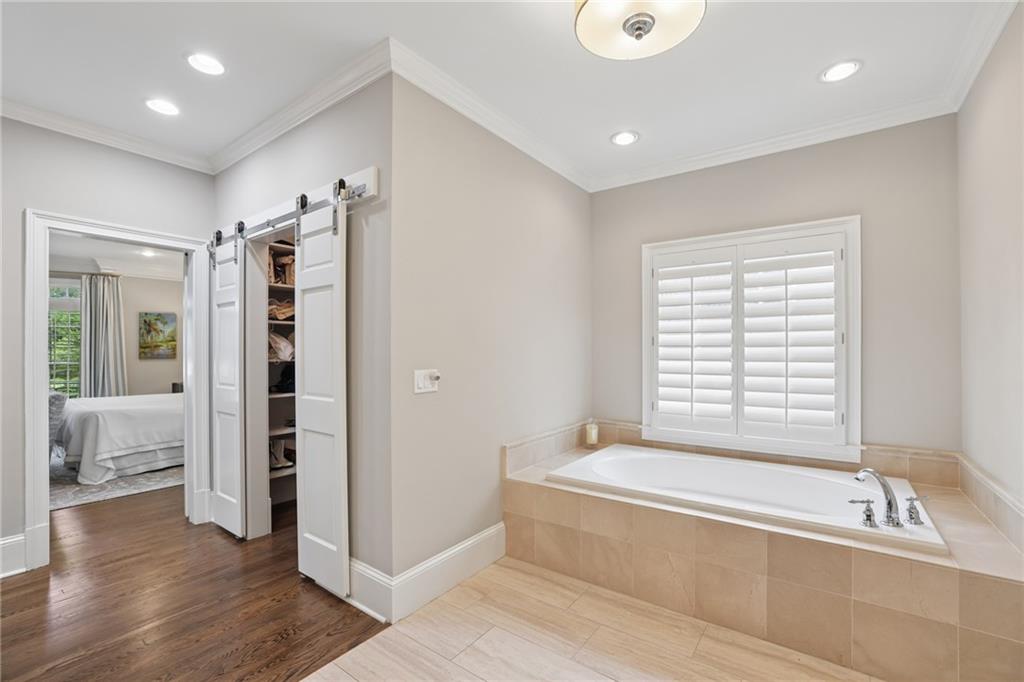 2237 Old Brooke Lane